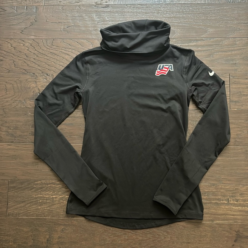 Nike Pro Dri-Fit USA Women’s Turtleneck Size Medium